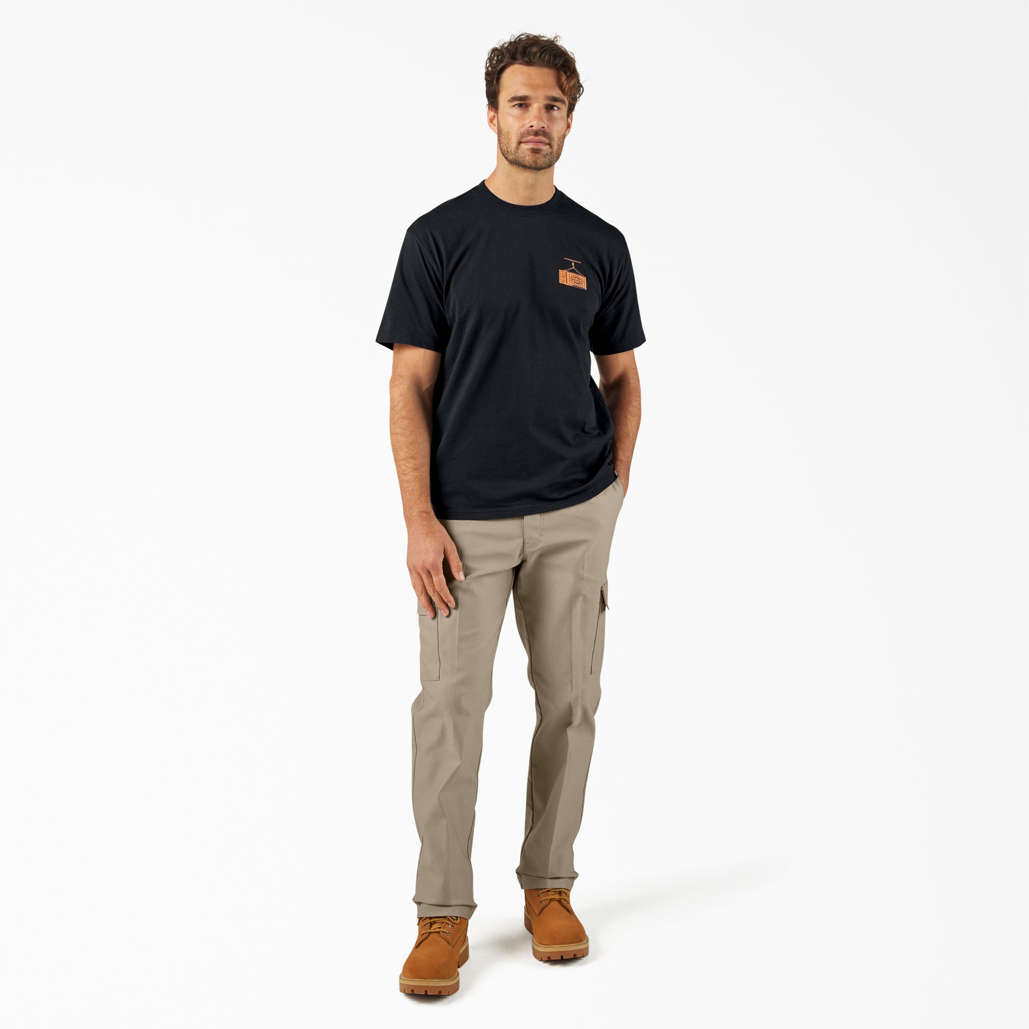 Apison Graphic T-Shirt - Image 4