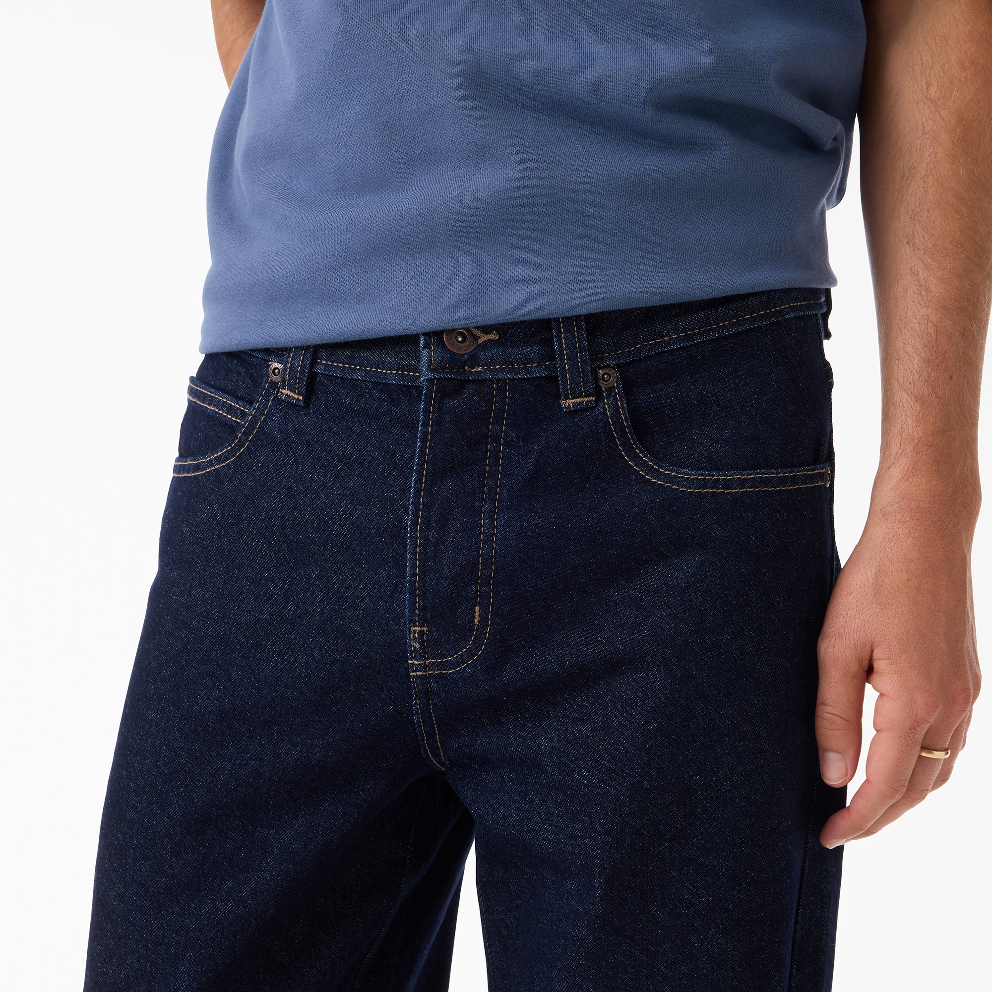 982 Slim Tapered Jeans - Image 5