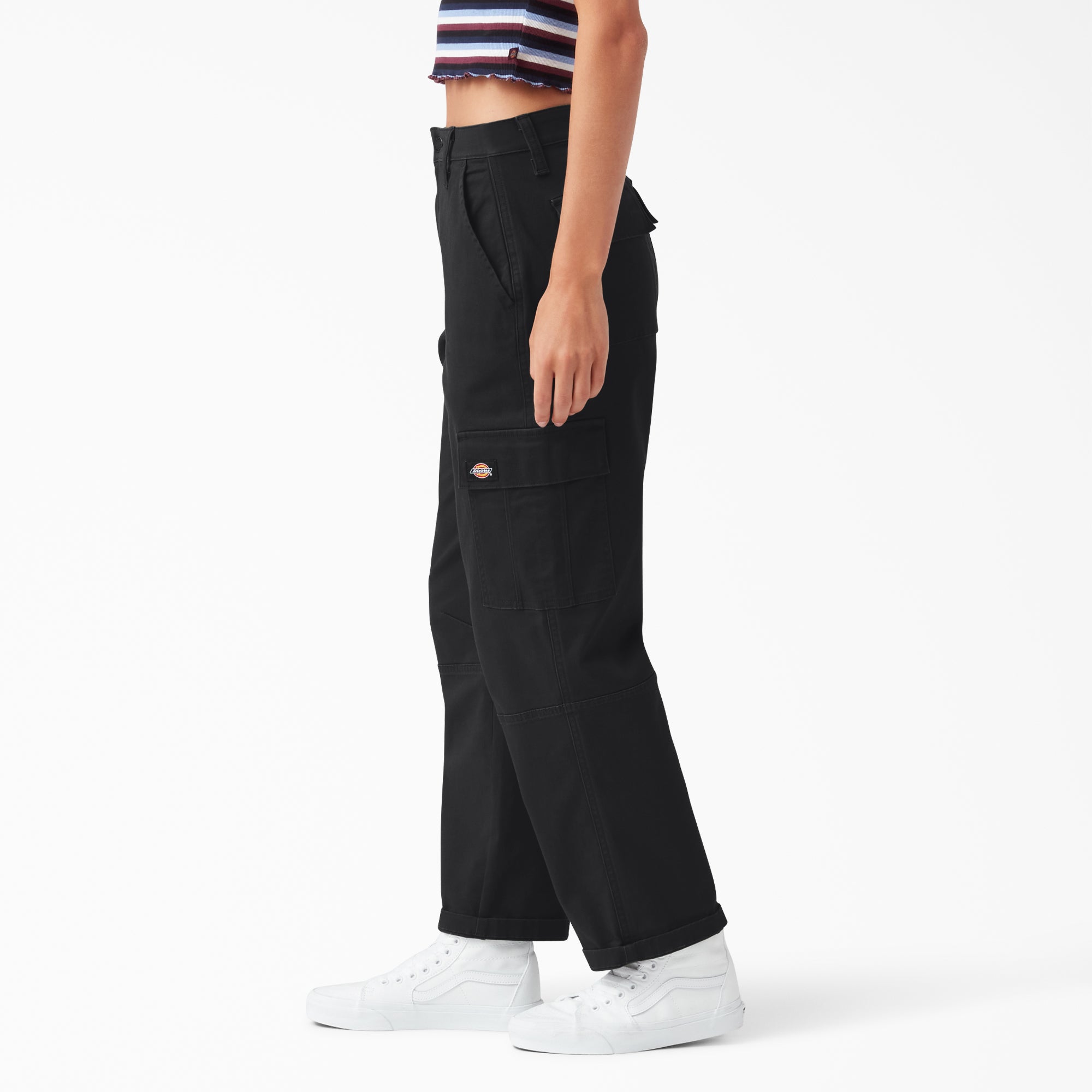 Women's Relaxed Fit Cropped Cargo Pants - Image 3