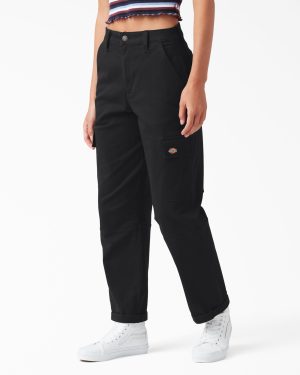 Women's Relaxed Fit Cropped Cargo Pants